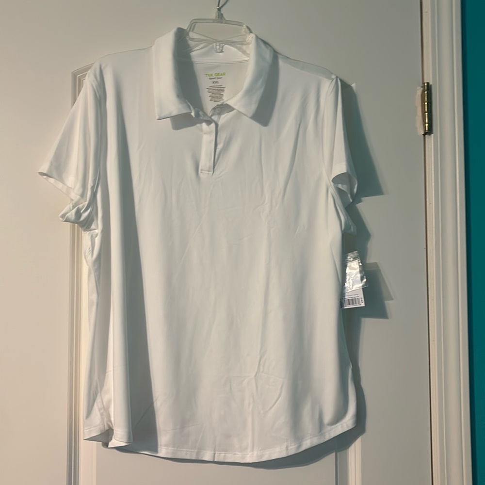 Polo - Picture 2 of 6